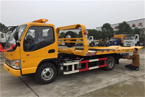 鄞州哪里有拖车服务